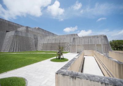 Museo de Arte y Museo de la Prefectura de Okinawa (Okimyuu)