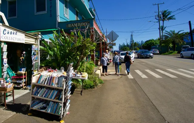 Six small towns in Hawaii