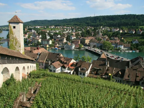 Every Charming Town is a Beautiful Highlight of the Swiss Lakes and Mountains