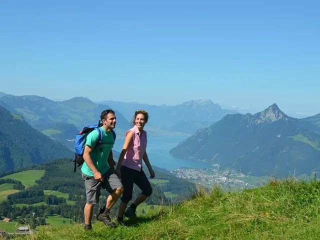 Enjoy Scenery on Foot: 6 Classic Hiking Routes in Switzerland