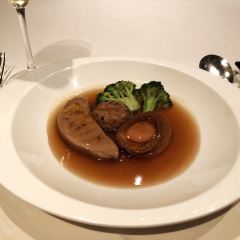 LUNG KING HEEN User Photo