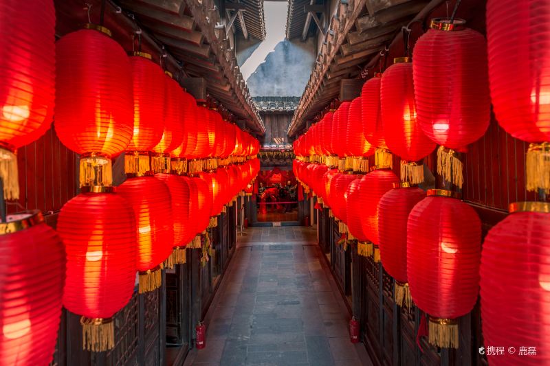 Longchang Temple