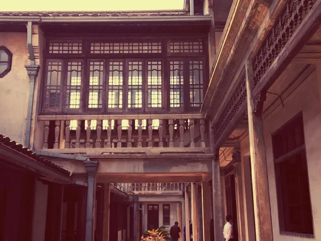 A Tour of Ningbo—The Rainbow Bridge, Hangzhou Bay Lookout Tower and Beautiful Cixi