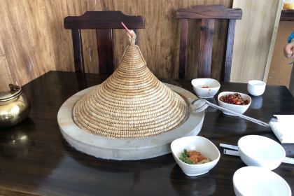 赵家湾蒸汽石锅鱼分店(走婚桥店)