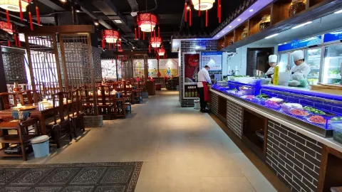 翻身作老北京铜锅涮肉(名苑小区店) in Yulin