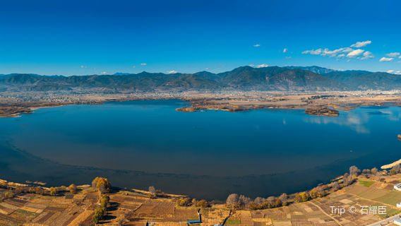 Jianhu Lake