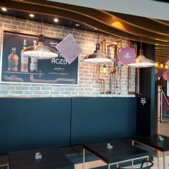 Karma Bar & Lounge User Photo