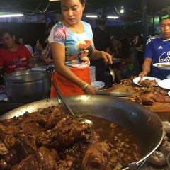 Chang Phueak Pork Leg Rice User Photo