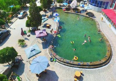 Xinkangli Hotspring Holiday Resort