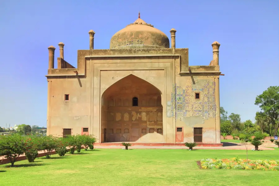 Chini Ka Rauza Mausoleum