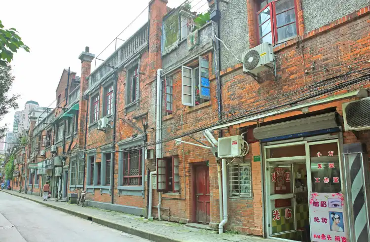 Hotels near Shanyin Road