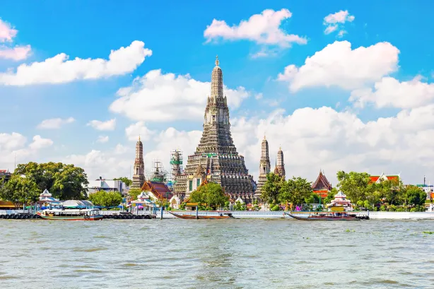 Royal Temple Pilgrimages in Bangkok