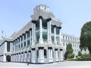 辛哈杜巴王宮