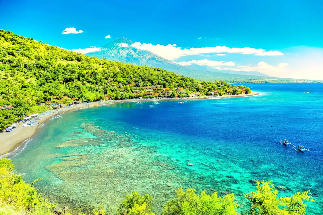 Hotels near Amed Beach