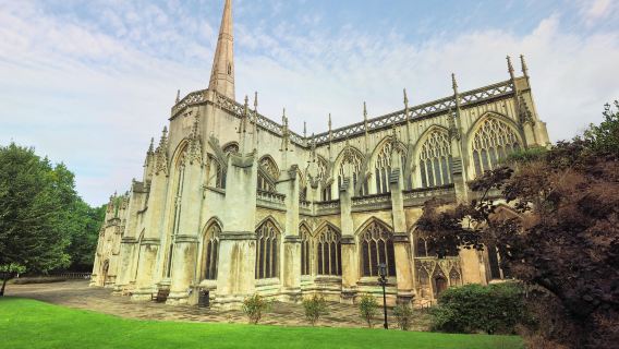 Stonehenge + Clifton Suspension Bridge + Britannia Steamship + St. Mary's Redcliffe Church one-day tour