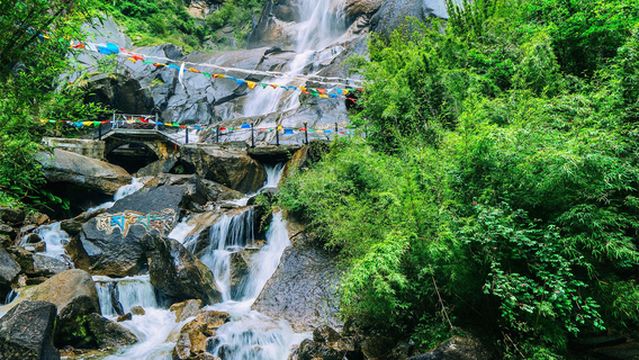 Kadinggou Tianfo Waterfall