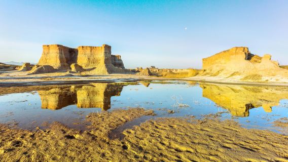 Datong Private Guided Day Tour Hanging Temple Hengshan Yungang Grottoes Datong Earth Forest