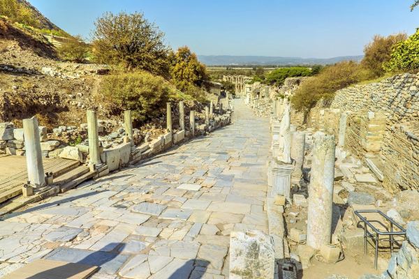 Curetes Way