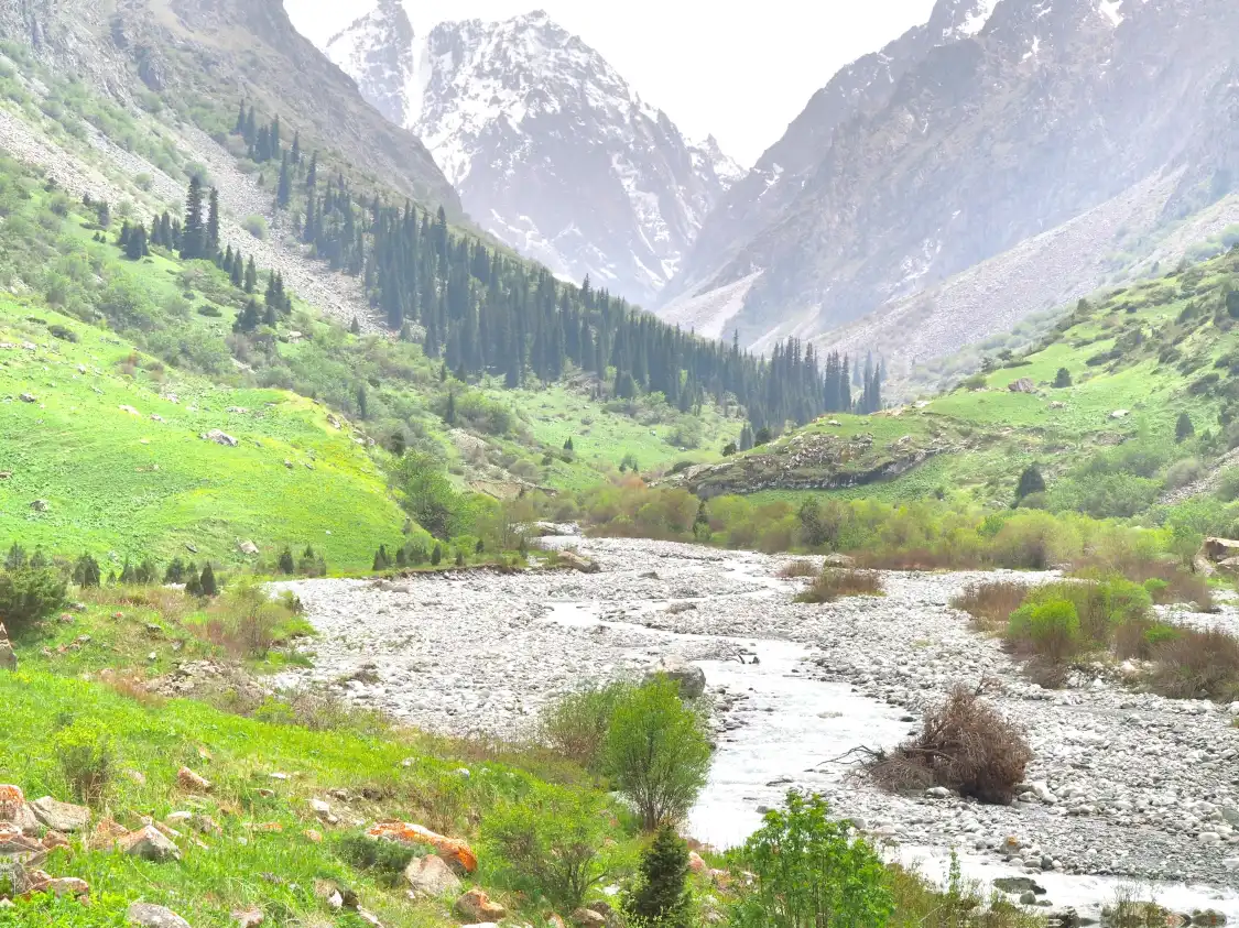 Hotels near Ala Archa National Park