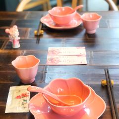 He's House User Photo