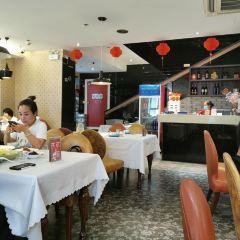 Tie Ge Bi ( Yue Hu Sheng Yuan ) User Photo