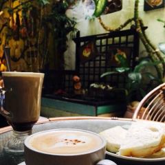 Calanthe Art Cafe User Photo