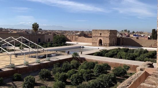 马拉喀什的城墙绵延约19公里其中阿格诺门是马拉喀什老城的入口
