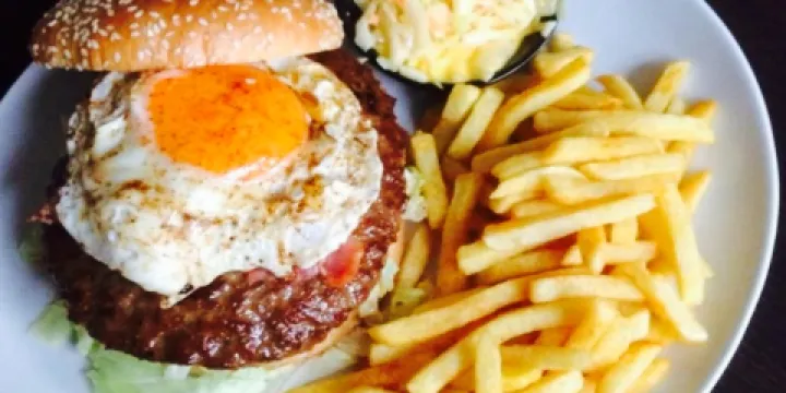 Huckleberry's  the Southern Steak & Brew