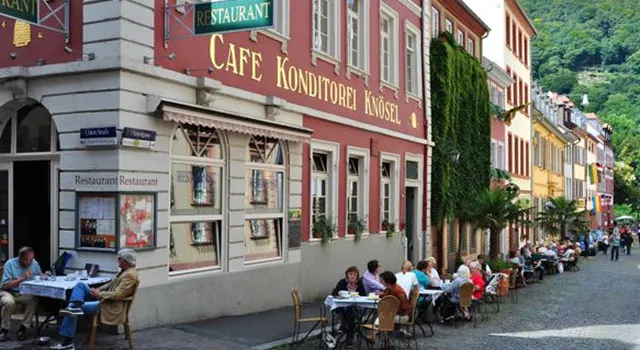 Cafe Knösel