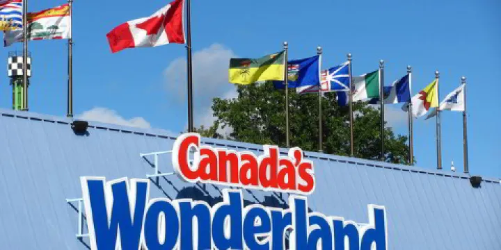 加拿大奇幻樂園