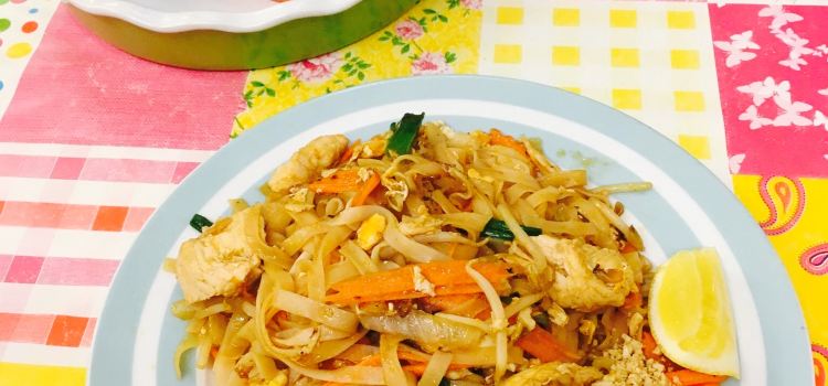 Madame Mews Thai Cafe