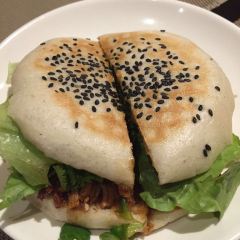 Zhou Zhuang Hua Jian Tang Jie Geng Restaurant 여행 사진