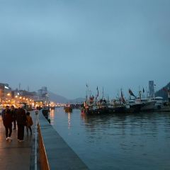 沈家门海鲜夜排档39-40号 User Photo