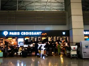 Paris Croissant