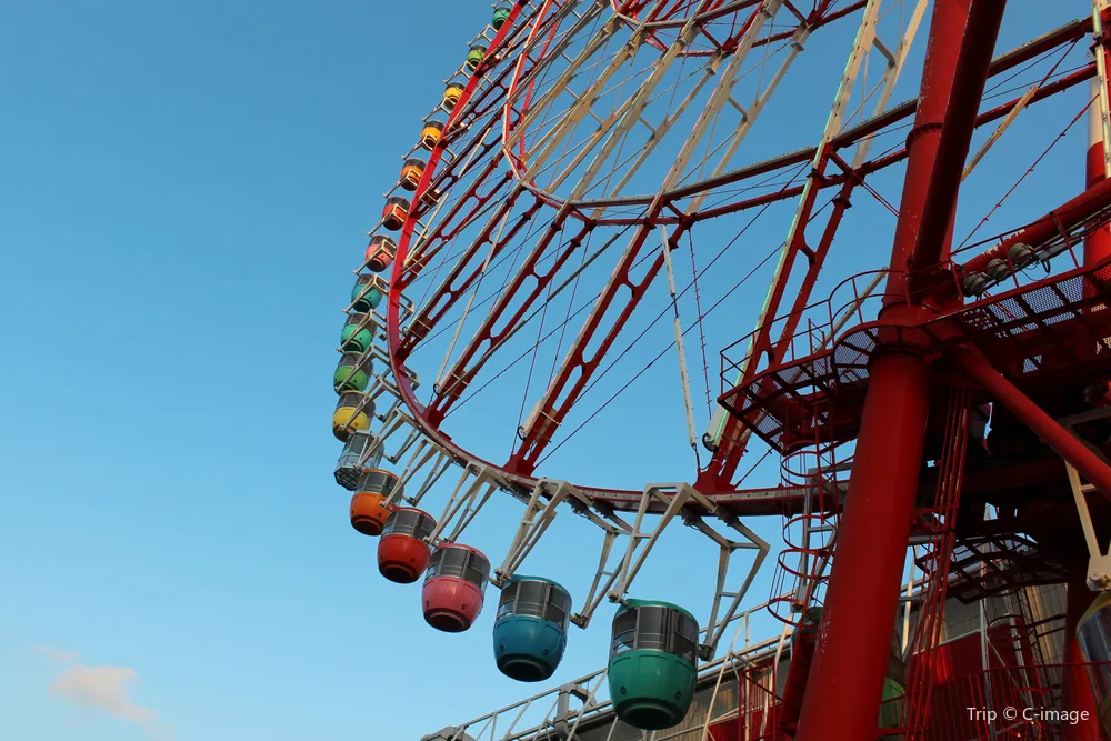 3_調色板城大摩天輪