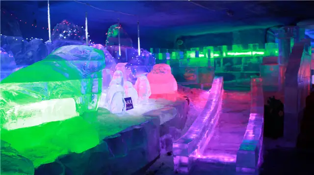 Ice Sculpture Exhibitions in Harbin