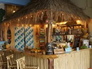 Makani's Magic Pineapple Shack