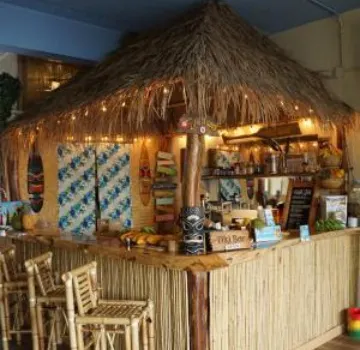 Makani's Magic Pineapple Shack