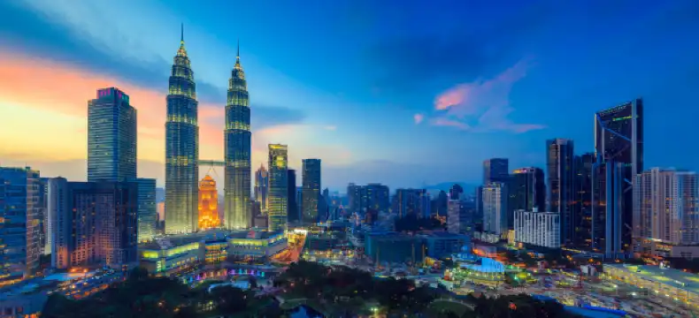 암팡 주변 호텔