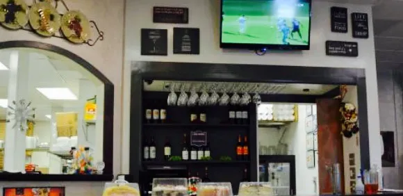 Vesuvio Italian & Pizzeria