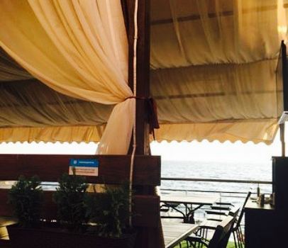 Terrace & Bar Arriva