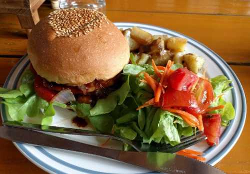 Om Garden Cafe
