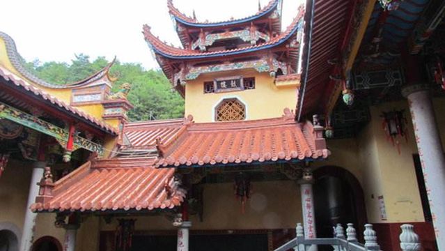 Fangguang Temple