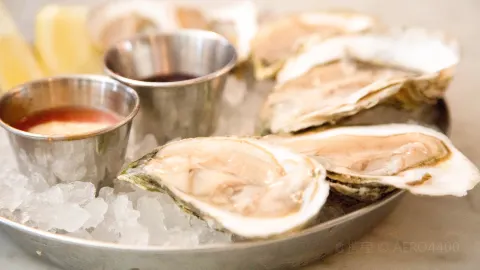 Neptune Oyster in Boston