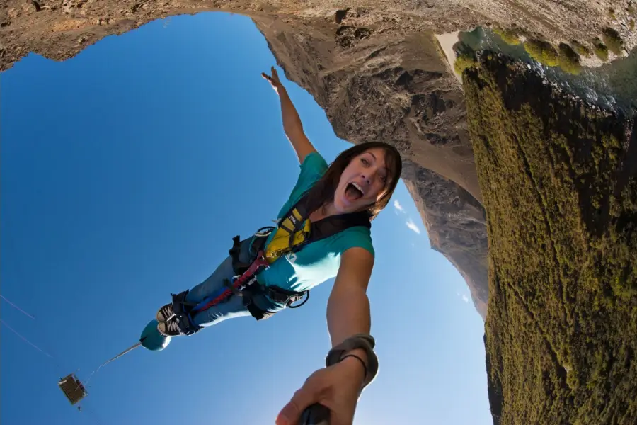 Nevis Bungy, Swing & Catapult