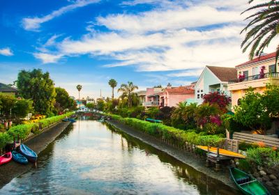 Venice Canals Walkway