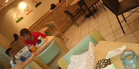 德克士(盂縣廣場店)