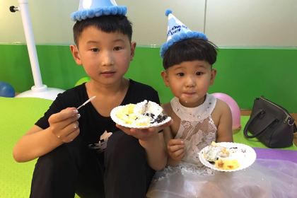 梁师傅蛋糕(滕州荆西店)