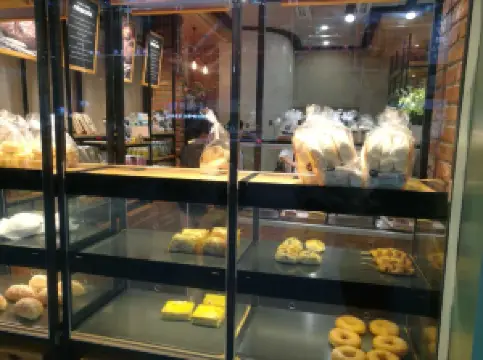 麦克趣儿(电力大厦店)