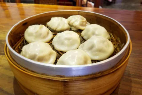 鸡鸣汤包(狮子桥店)
